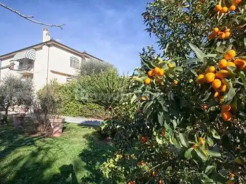 Villa in vendita a San Giuliano Terme