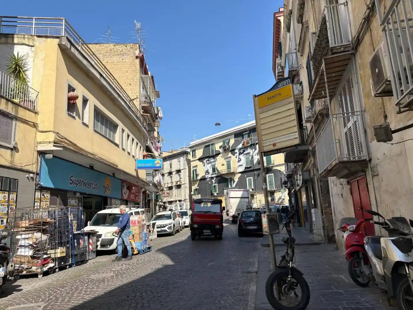 Appartamento in vendita a Napoli