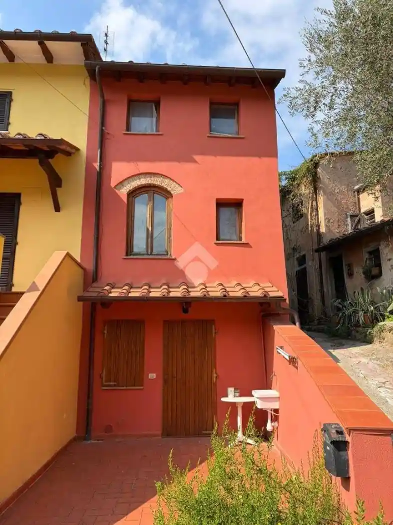 Rustico - Casale in vendita a San Giuliano Terme