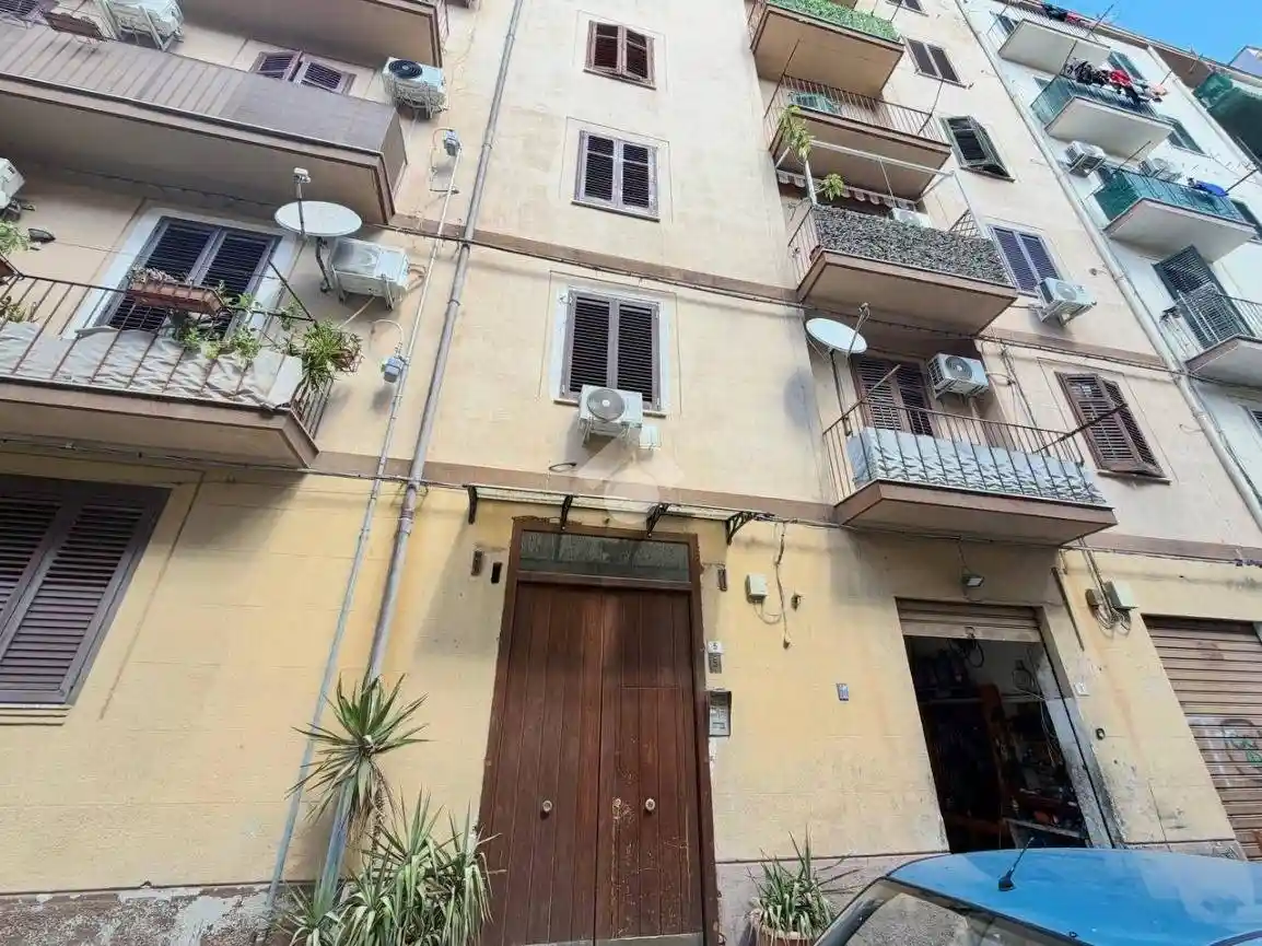 Appartamento in vendita a Palermo
