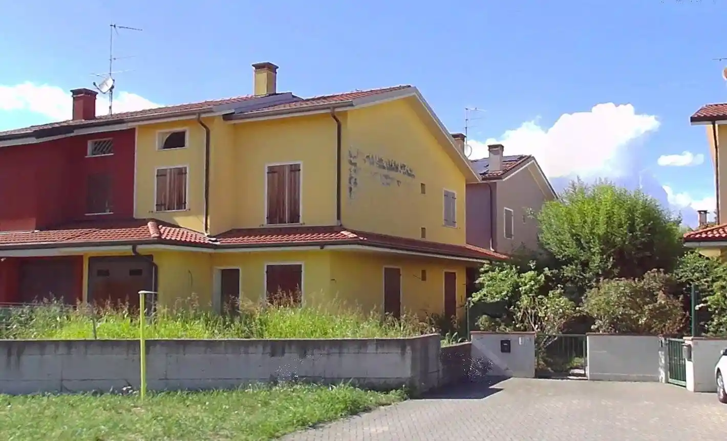 Villetta a schiera in vendita a Porto Mantovano