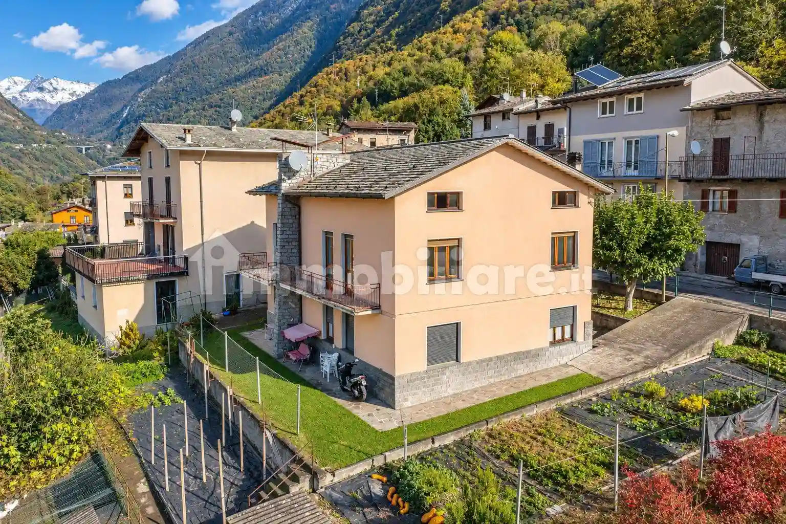 Villa - foto 2
