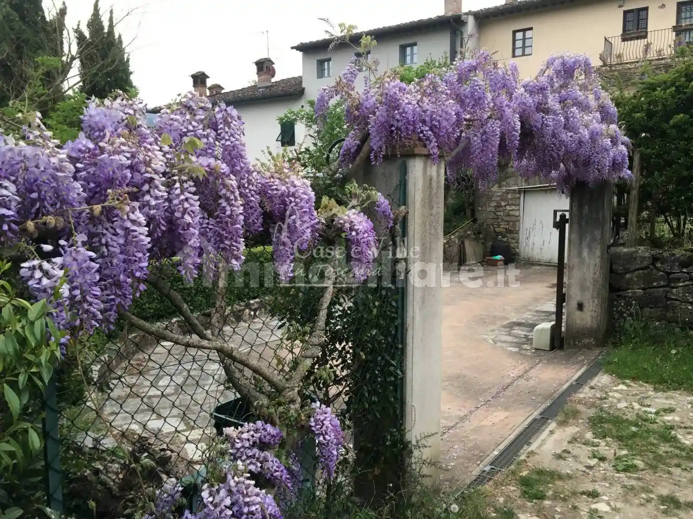 Rustico - Casale in vendita a Vaiano