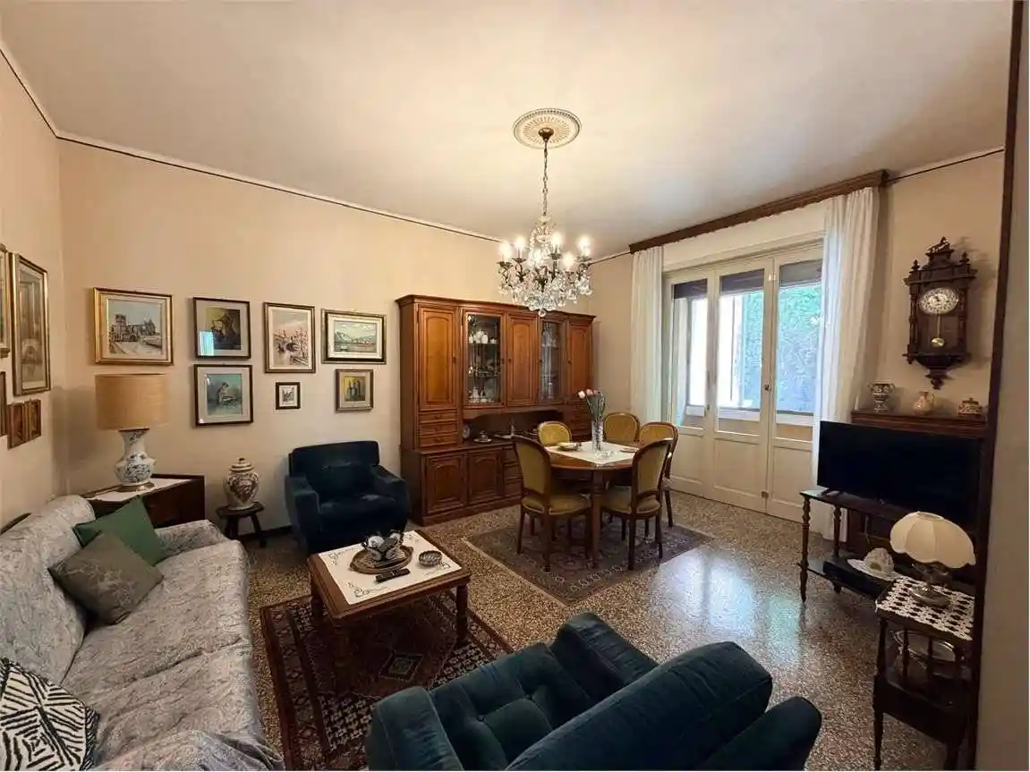 Appartamento in affitto a Pavia