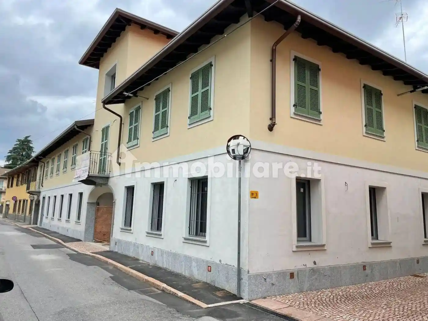 Appartamento in vendita a Lonate Pozzolo
