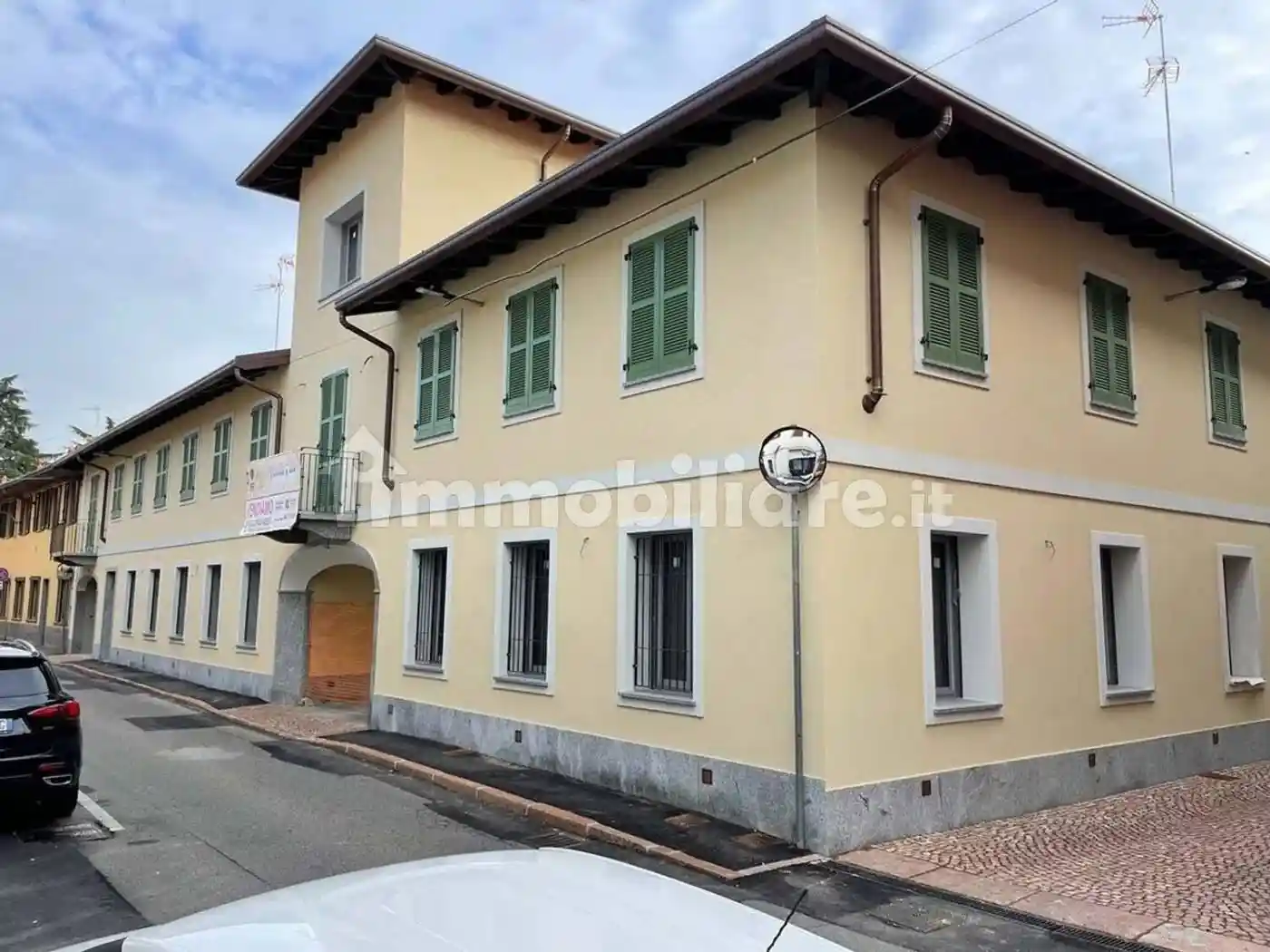 Appartamento in vendita a Lonate Pozzolo