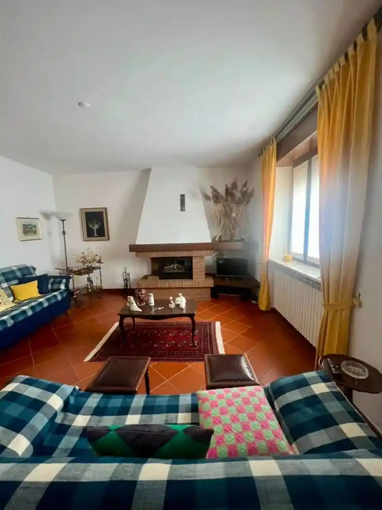 Casa indipendente in vendita a Varsi
