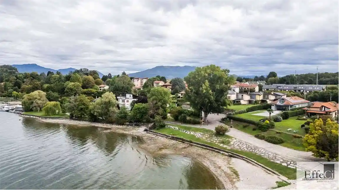 Villetta a schiera in affitto a Ispra