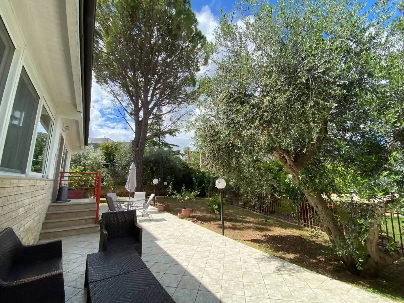 Villa - foto 3