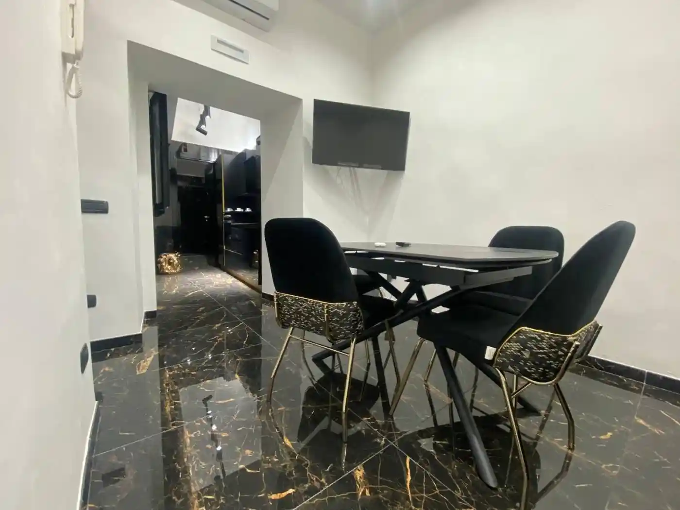 Appartamento in affitto a Napoli