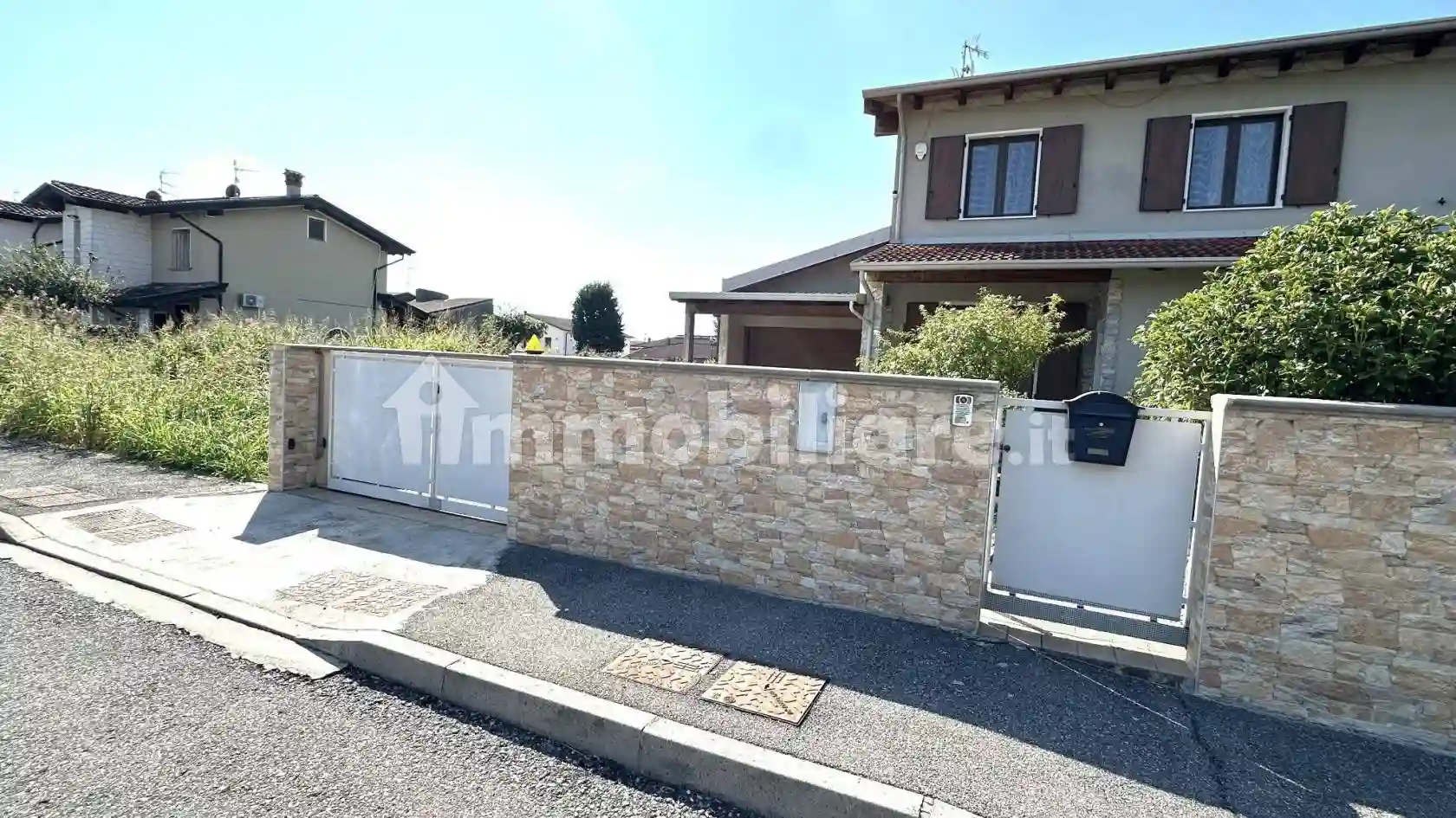 Villa - foto 2
