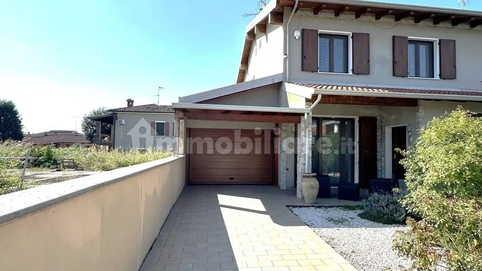 Villa in vendita a Borgo San Giacomo
