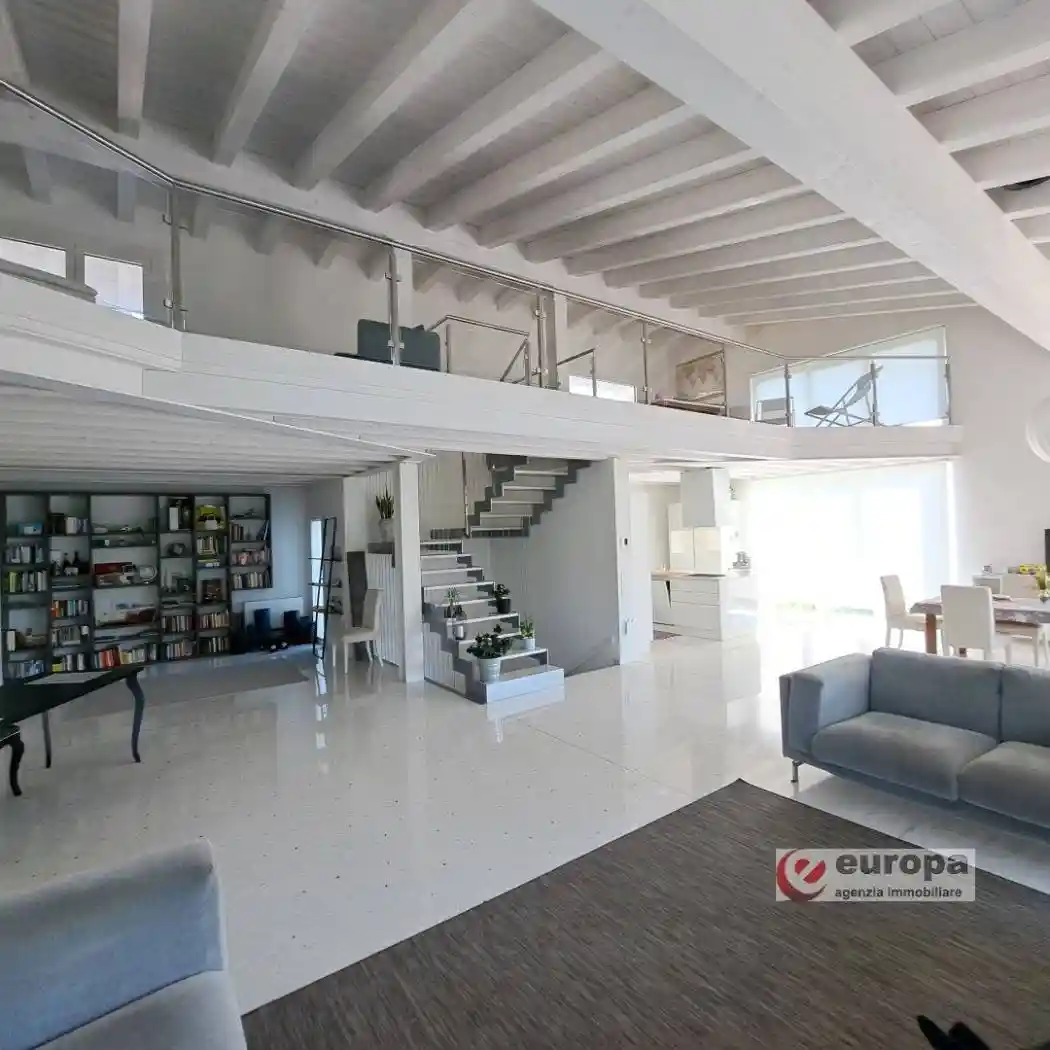 Villa in vendita a Vicenza