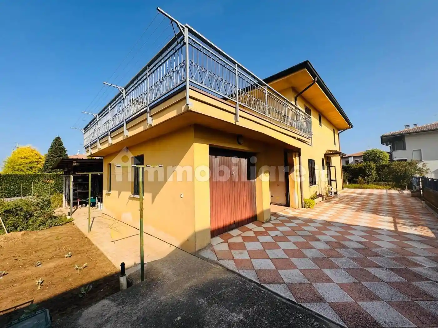 Appartamento in vendita a Boschi Sant'Anna