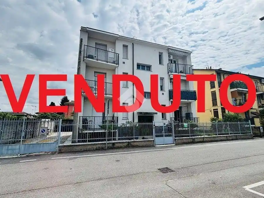 Appartamento in vendita a Vanzago