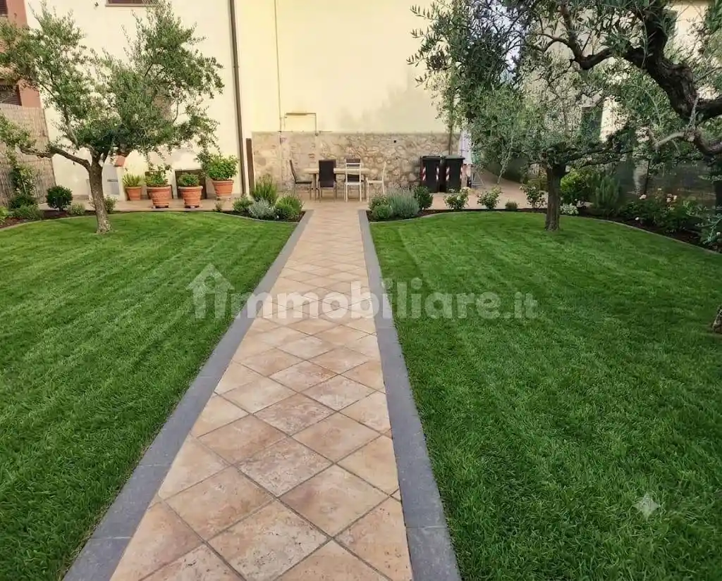 Casa indipendente in vendita a Carrara