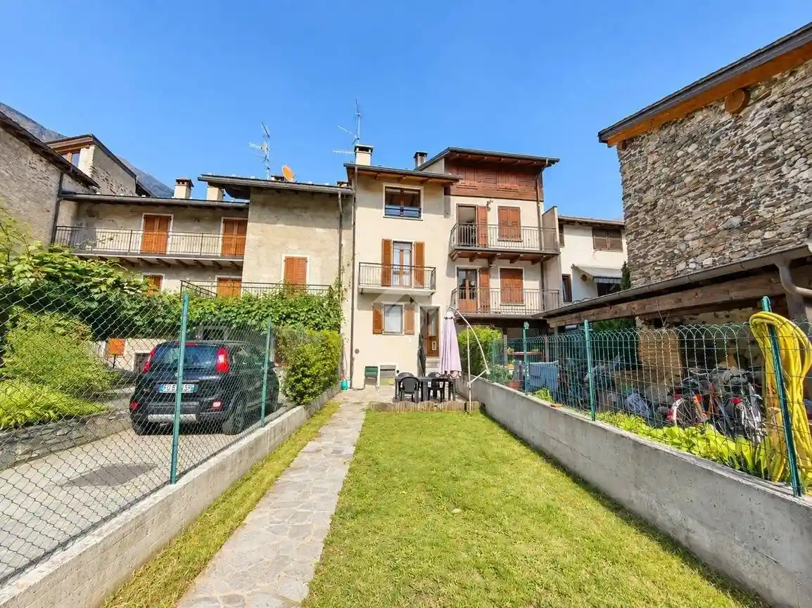 Casa indipendente in vendita a Tirano