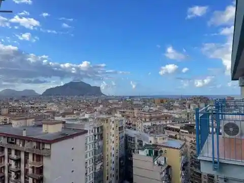 Appartamento in vendita a Palermo
