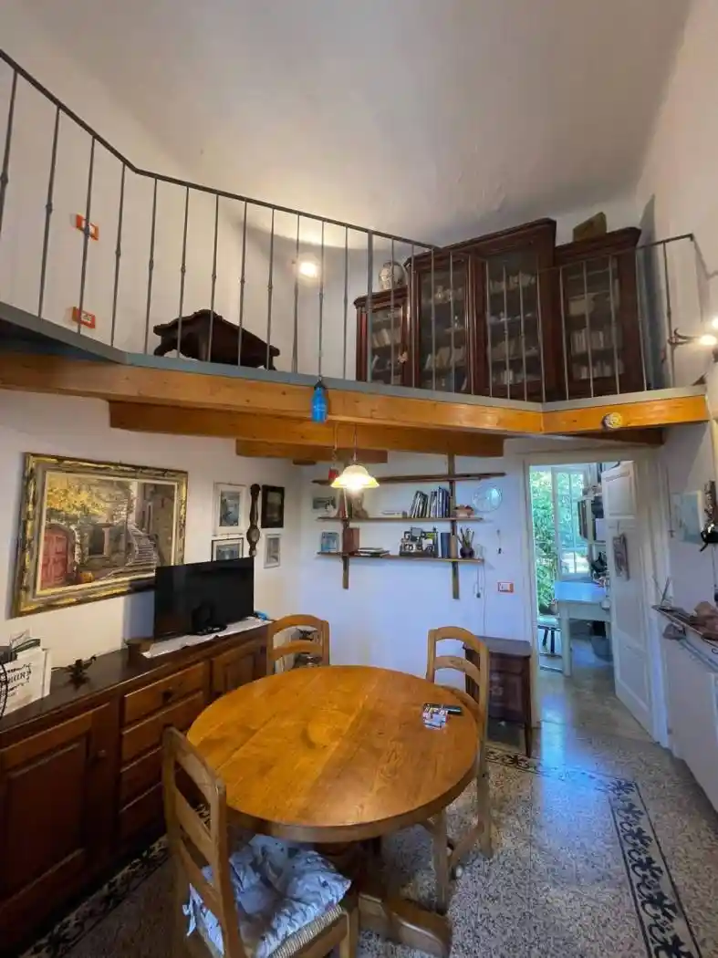 Casa indipendente in vendita a Camaiore