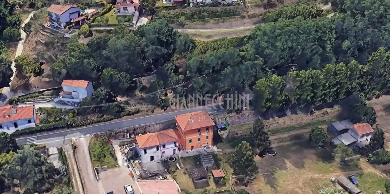 Villa in vendita a Follo