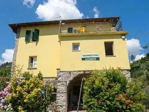 Villa in vendita a La Spezia
