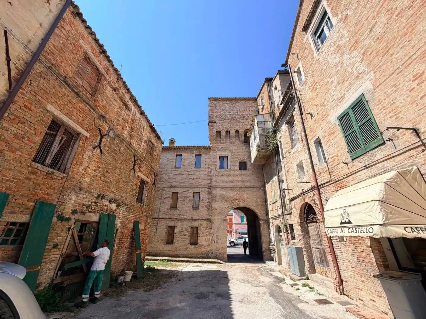 Casa indipendente in vendita a Falconara Marittima