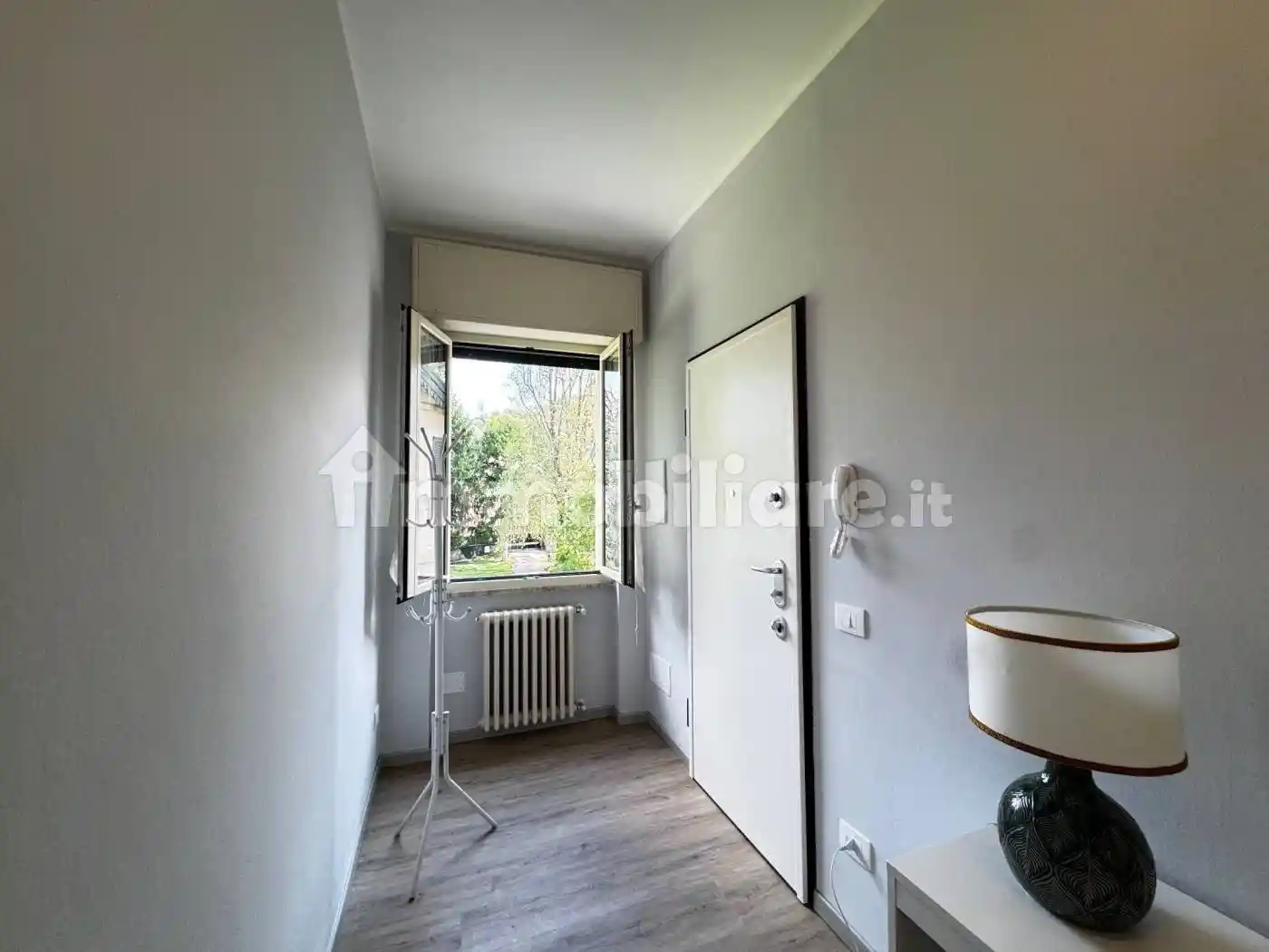 Appartamento in affitto a Barzanò