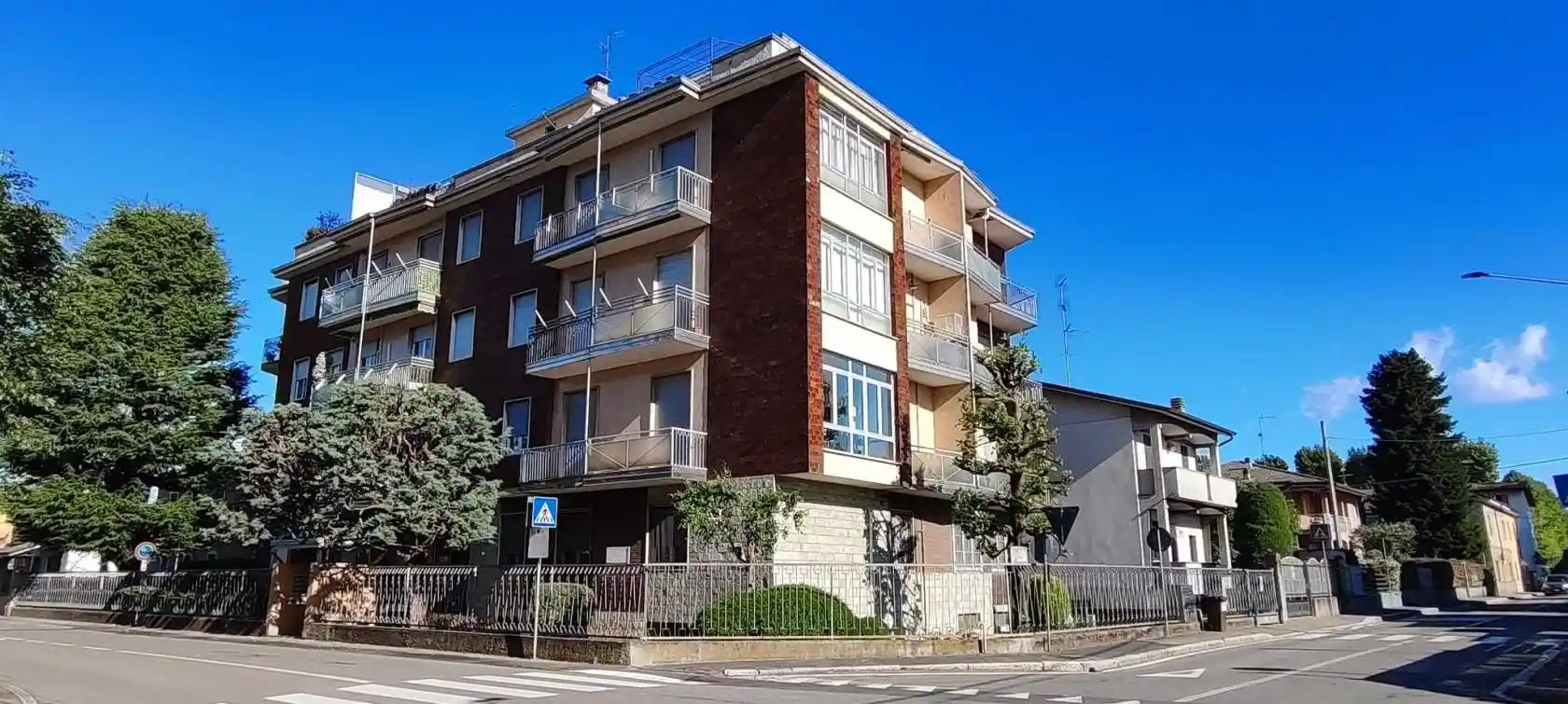 Appartamento in vendita a Caronno Pertusella