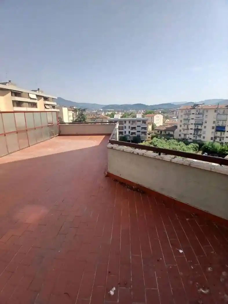 Appartamento in vendita a Firenze