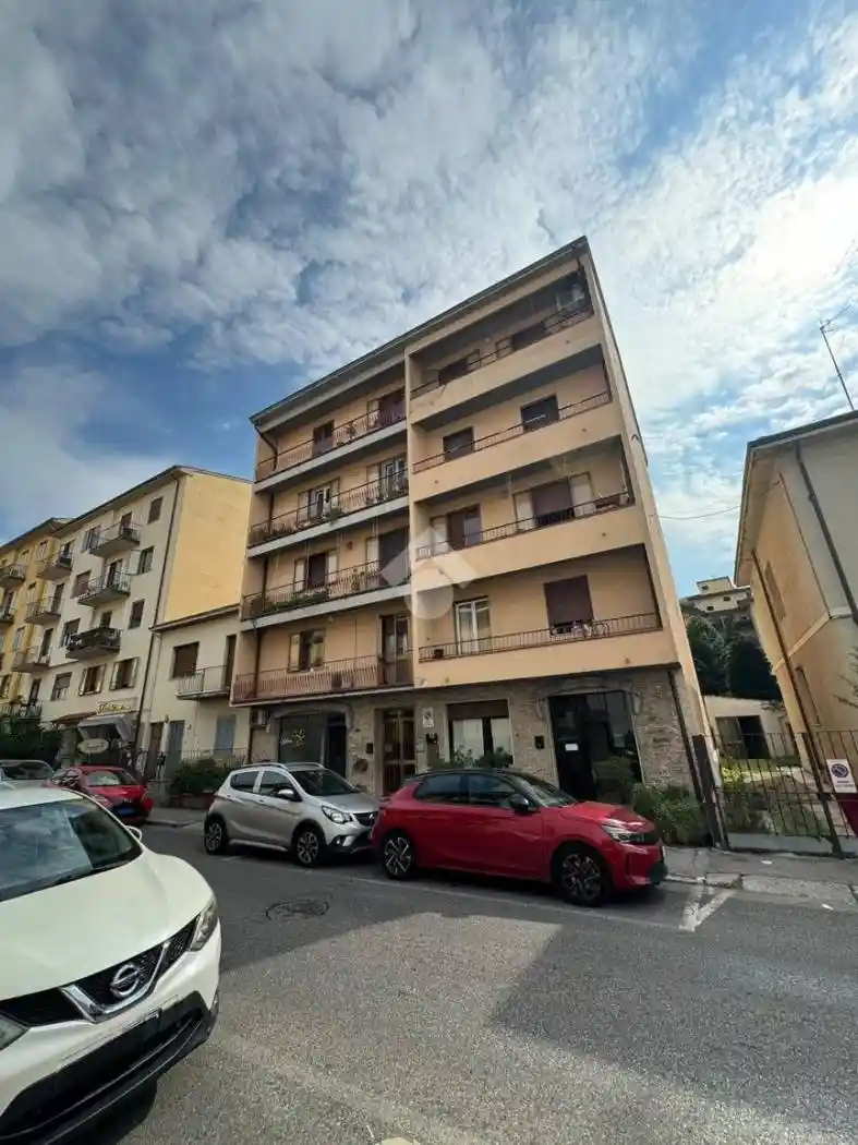 Appartamento in vendita a Prato