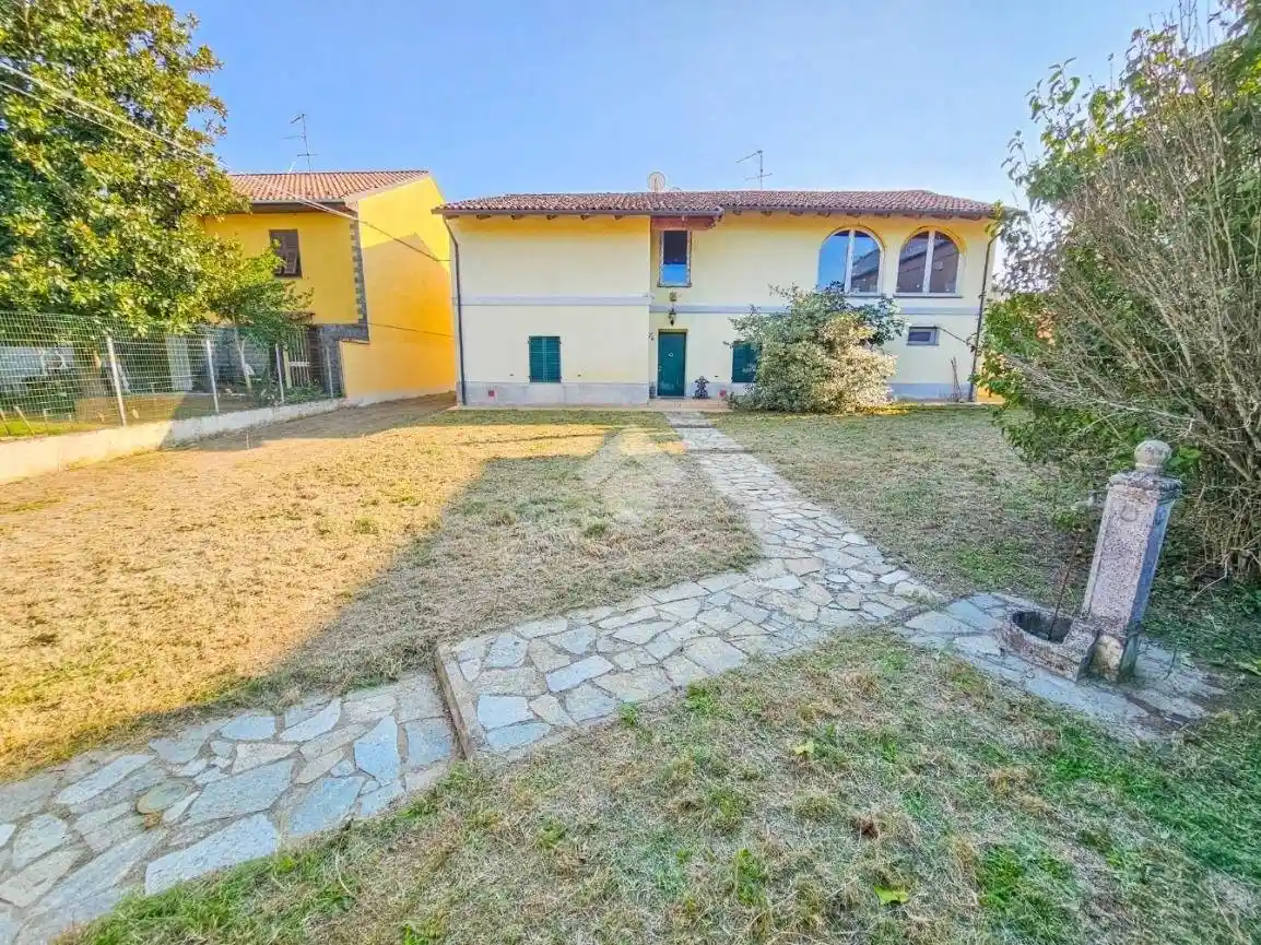 Casa indipendente in vendita a Alessandria