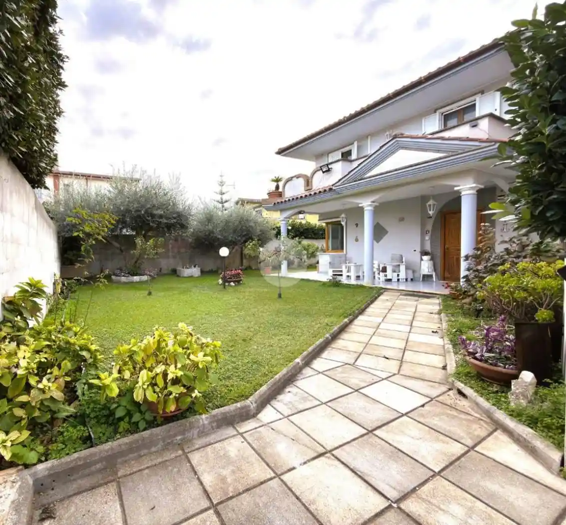Villa in vendita a Anzio