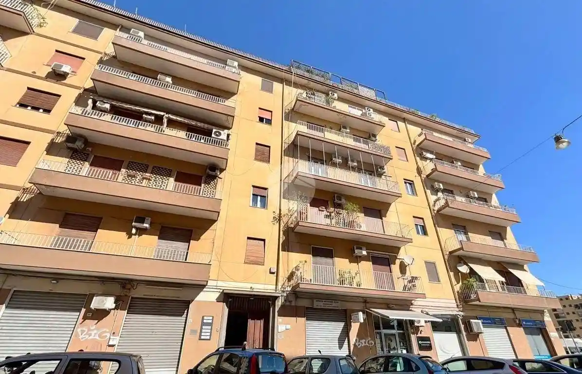 Appartamento in vendita a Palermo
