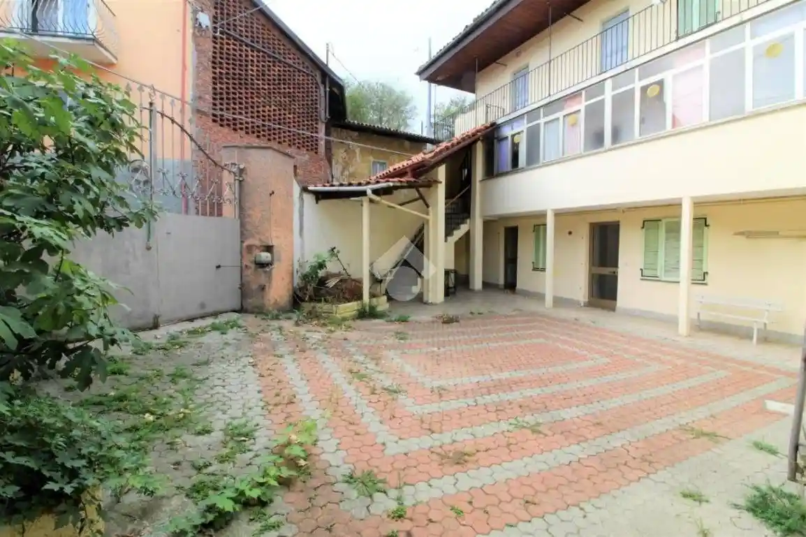 Casa indipendente in vendita a Borgofranco d'Ivrea