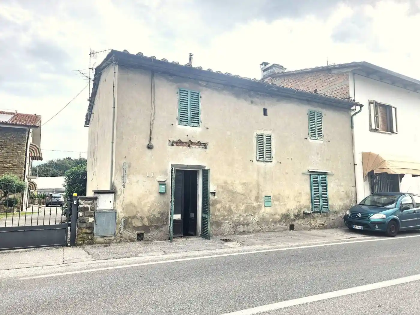 Casa indipendente in vendita a Pistoia