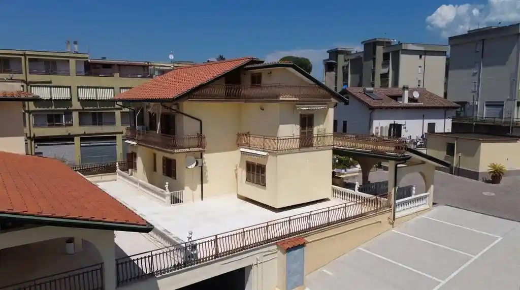 Villa in vendita a Guidonia Montecelio