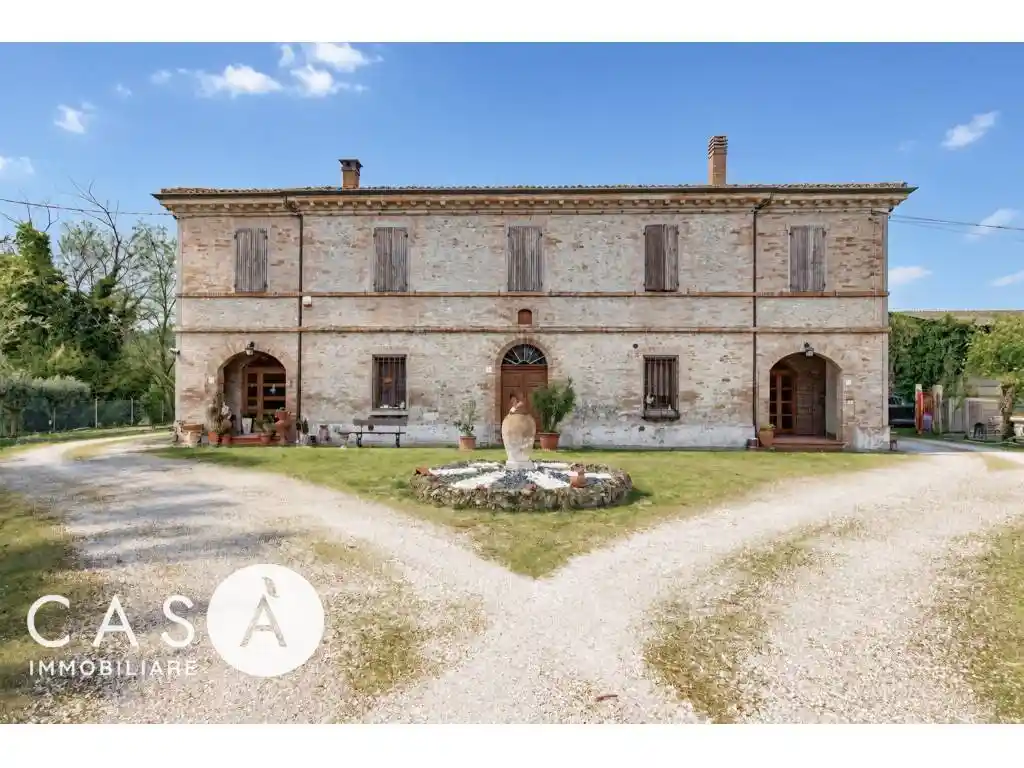 Casa indipendente in vendita a Forlì