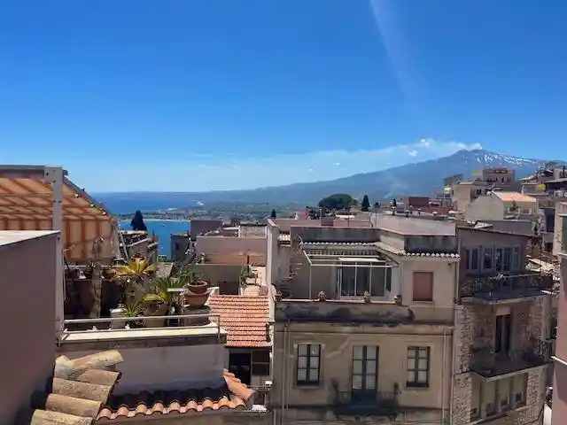 Appartamento in affitto a Taormina