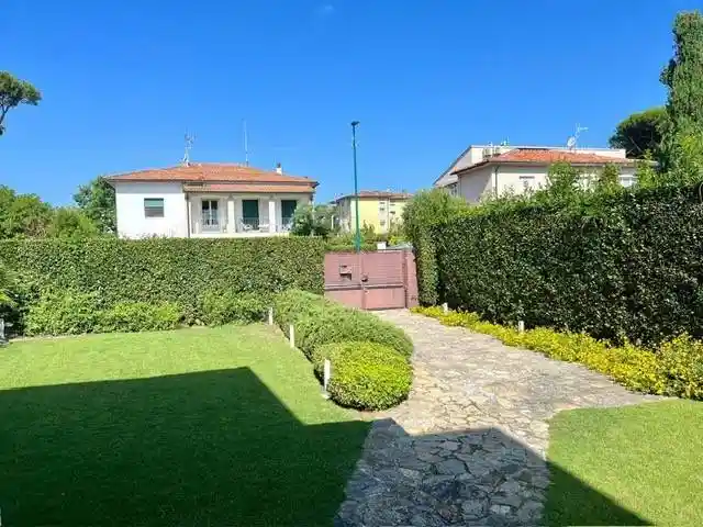 Villa in vendita a Pisa