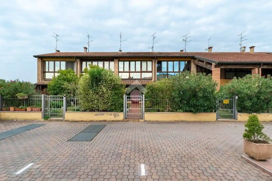 Villetta a schiera in vendita a Villafranca di Verona