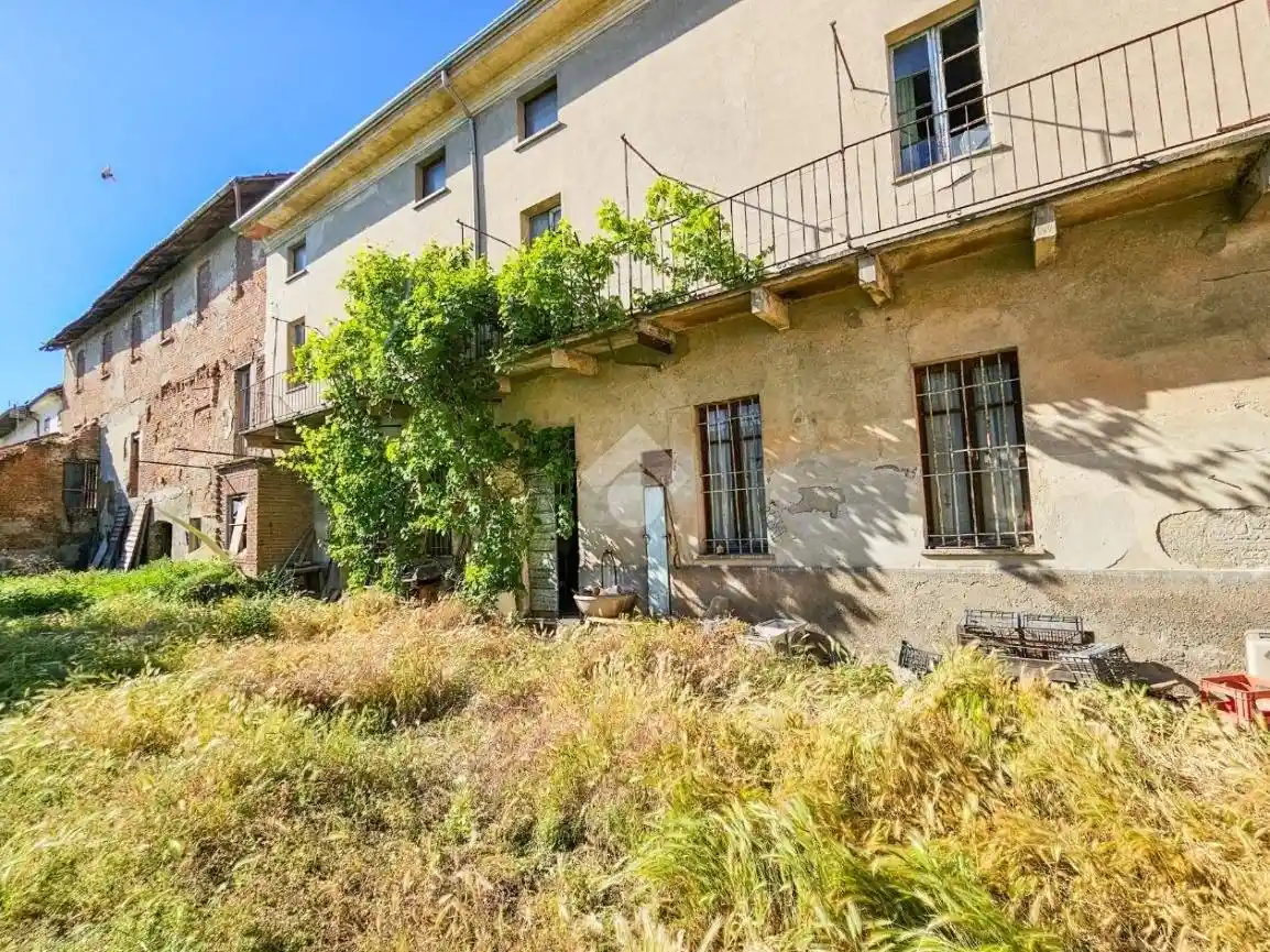 Casa indipendente in vendita a Alessandria