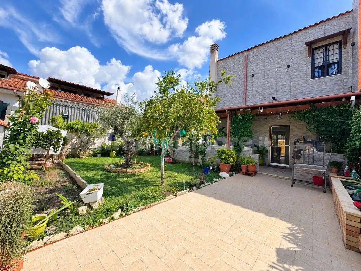 Villa in vendita a Ardea