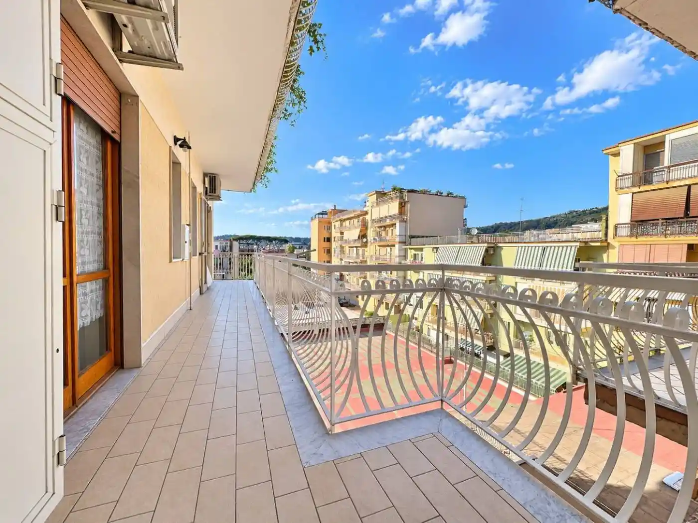 Appartamento in vendita a Napoli