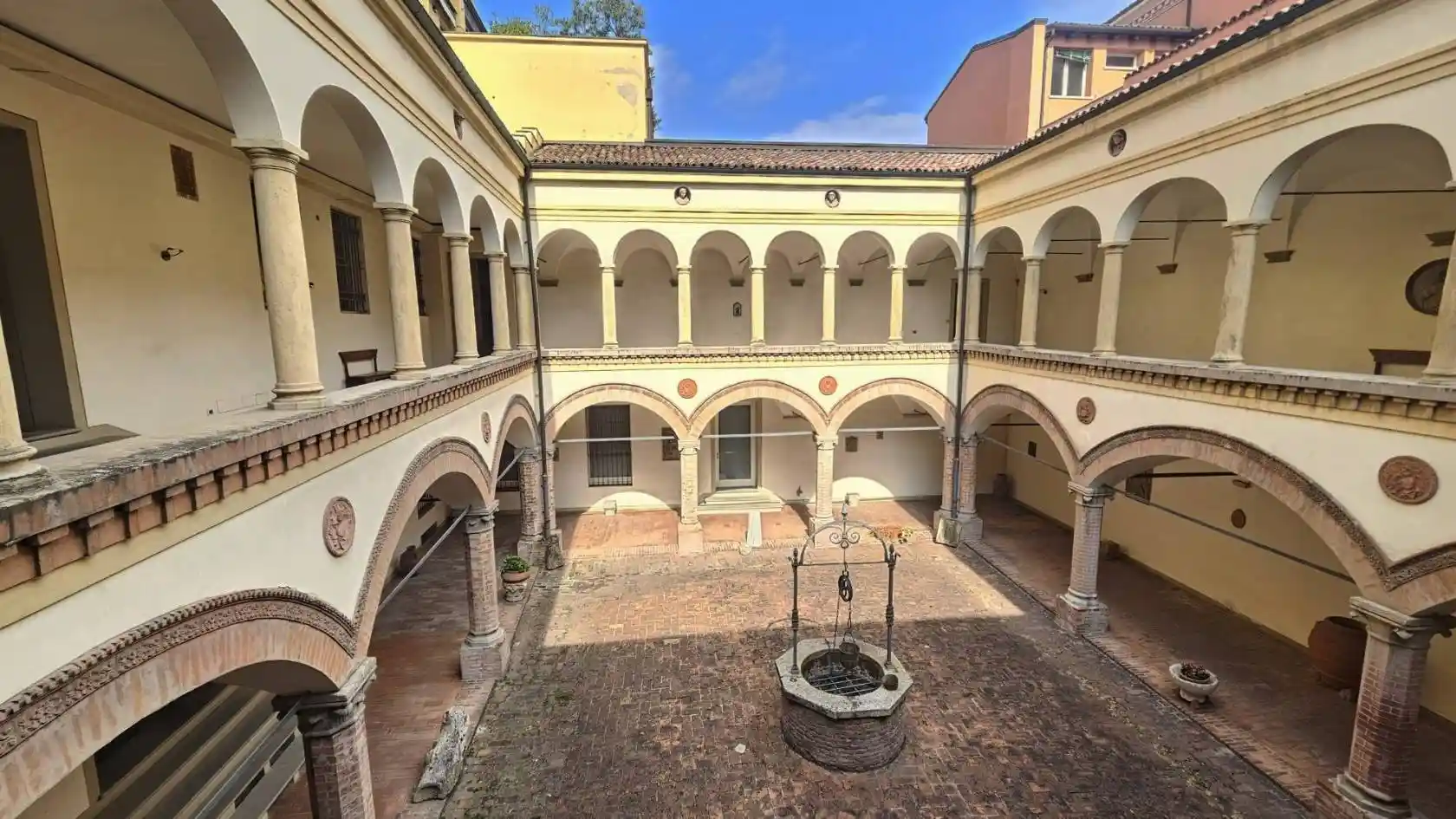 Appartamento in vendita a Bologna
