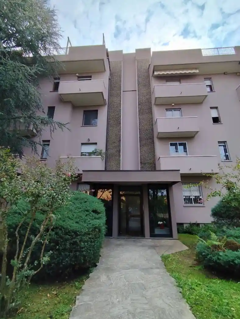 Appartamento in vendita a Vimercate