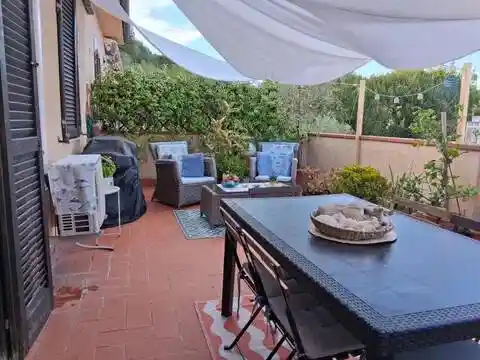 Villa in vendita a Ameglia