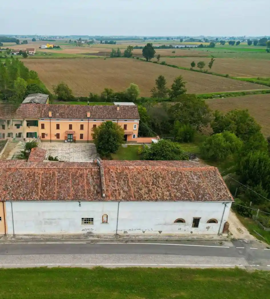 Villa in vendita a Commessaggio