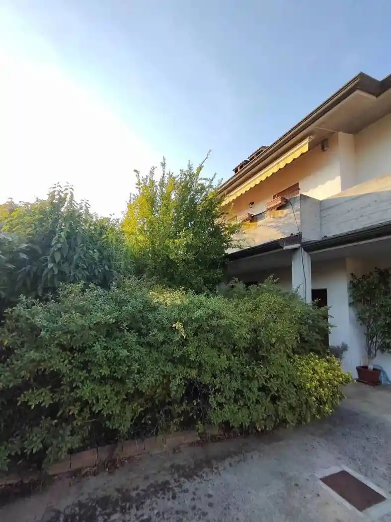 Villa in vendita a Martignana di Po