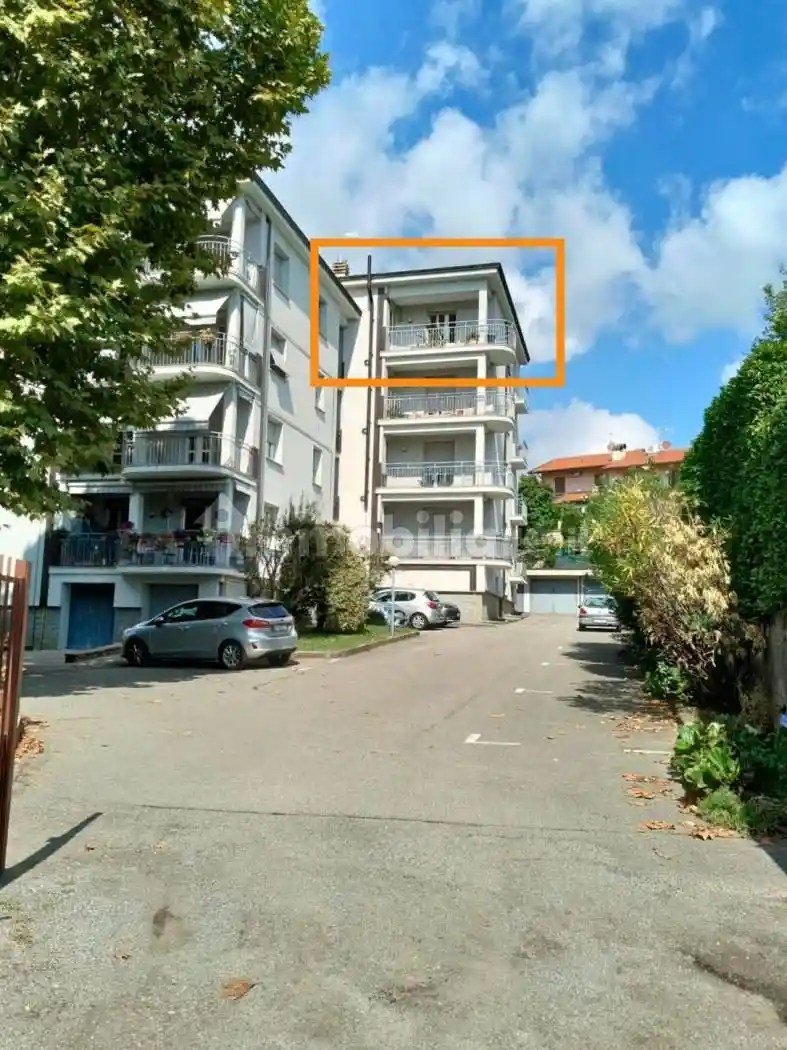 Appartamento in vendita a Besana in Brianza