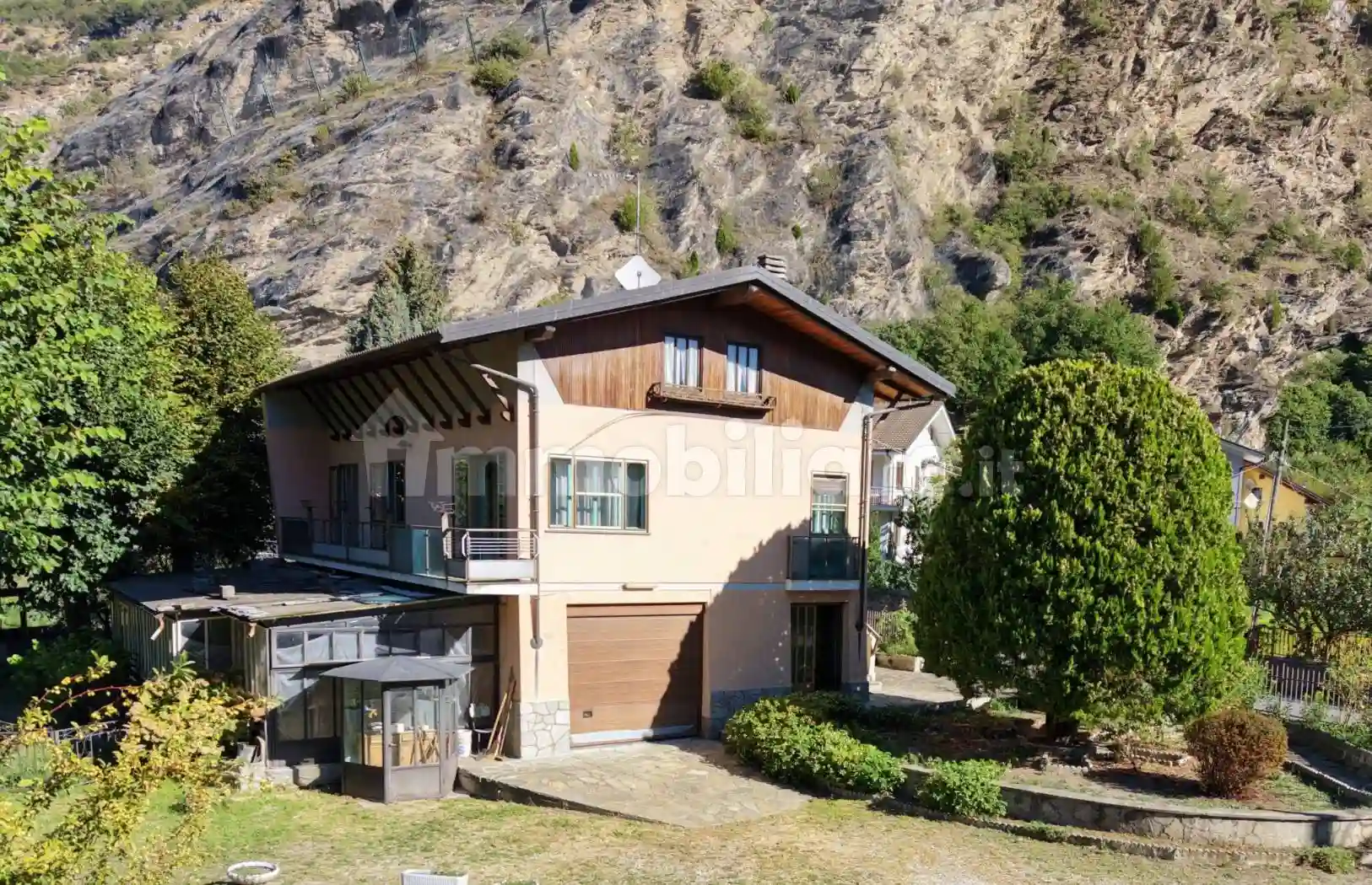 Villa - foto 2